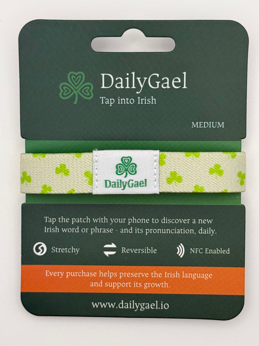 DailyGael Wristband - Gingham Green & Shamrock